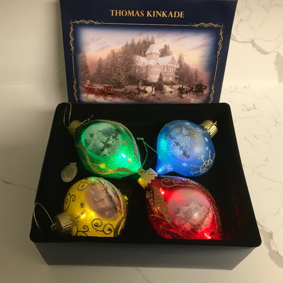 Thomas Kinkade 4 Glass Christmas Luminary Ornaments “Light up the Season” - Picture 8 of 8